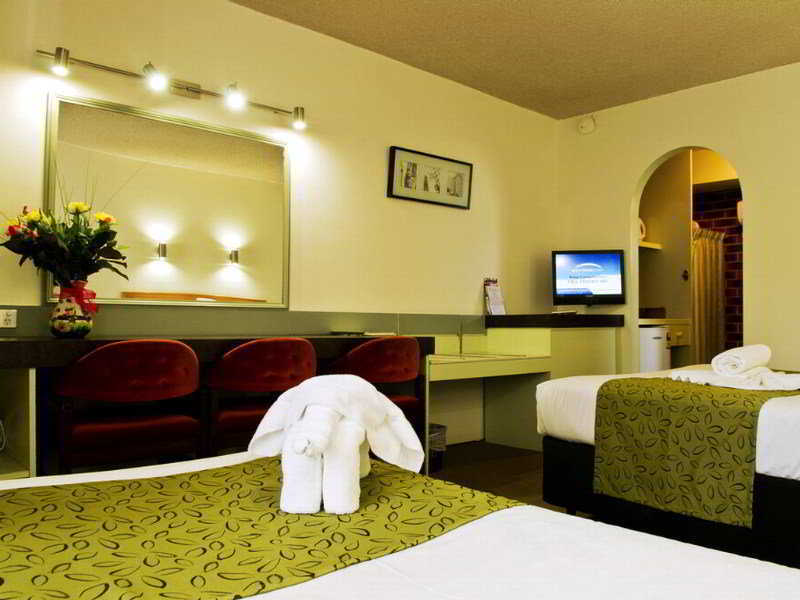 Lamplighter Motel Όουκλι Εξωτερικό φωτογραφία
