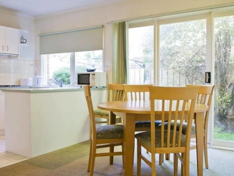 Lamplighter Motel Όουκλι Εξωτερικό φωτογραφία